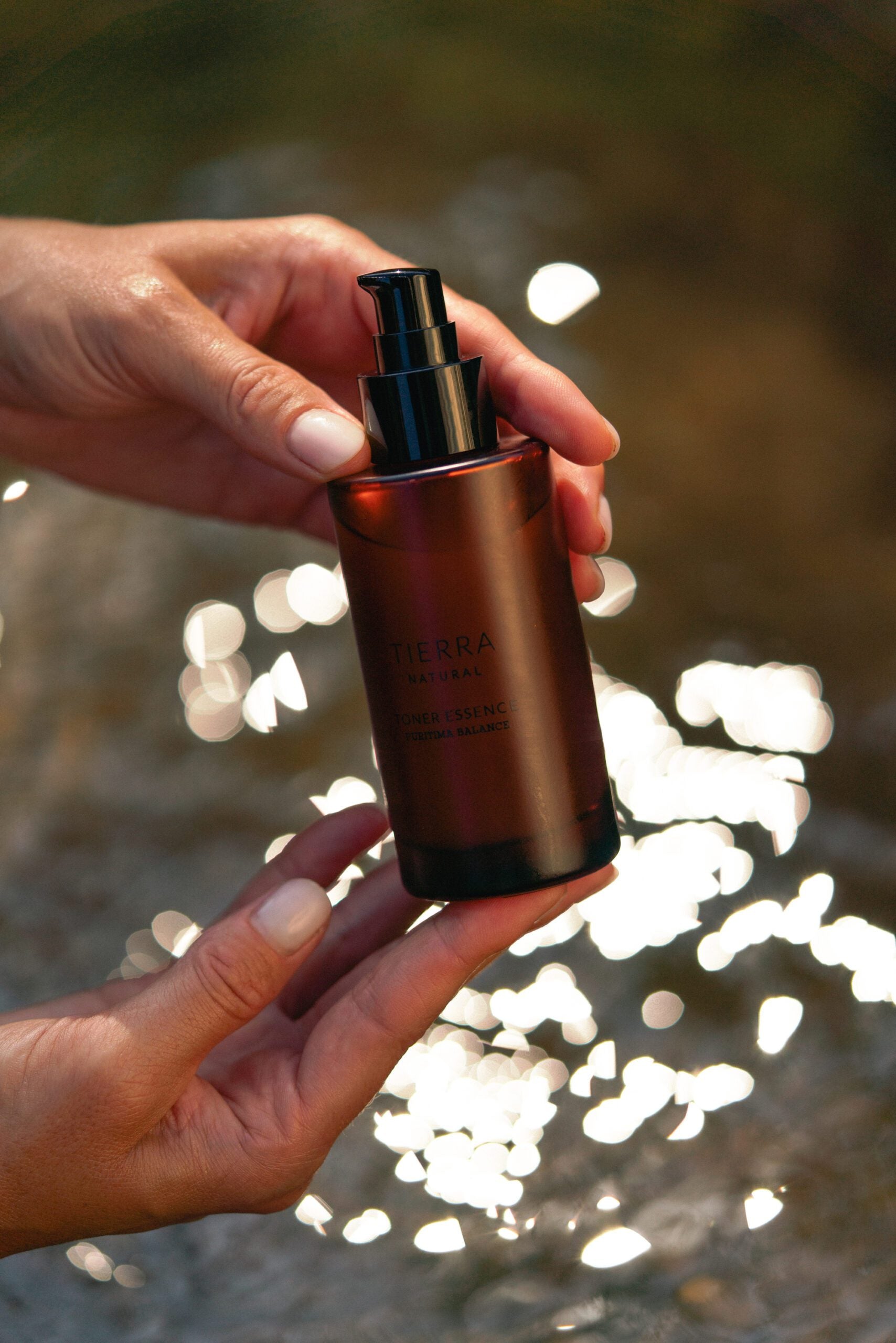 Puritama Balance - serum i toner Tierra Natural stworzony z naturalnych, wegańskich składników w ekologicznym opakowaniu.